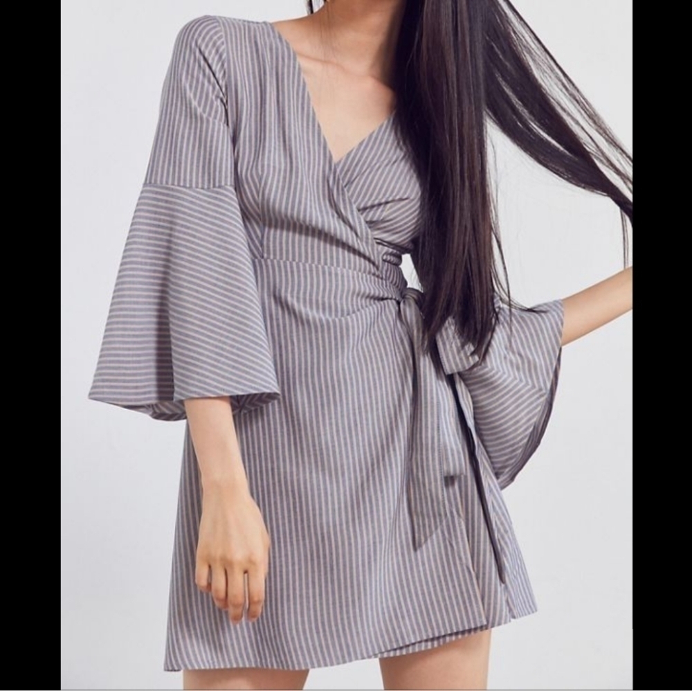 Ecote Striped Bell-Sleeve Striped Wrap Dress Size S